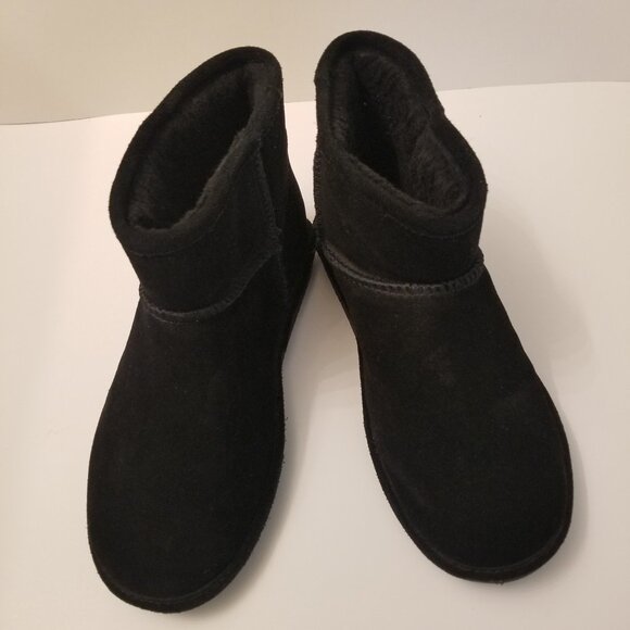 BearPaw Black Cowhide Suede Booties  Size 10 W - Picture 1 of 6
